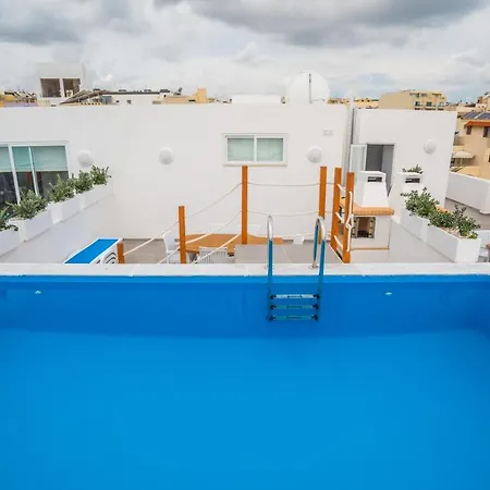 Apartment The Sea-bank *