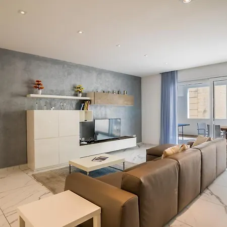 The Sea-bank * مارساسكالا