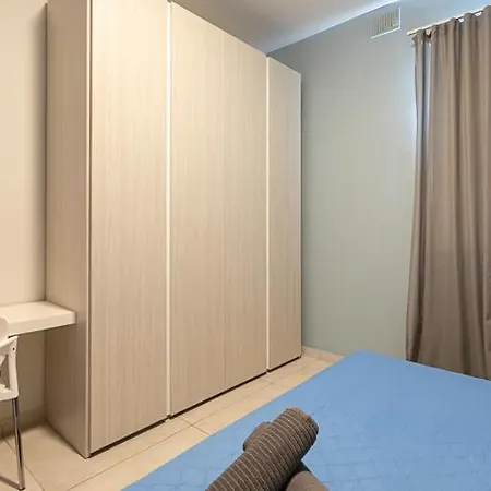 The Sea-bank * مارساسكالا