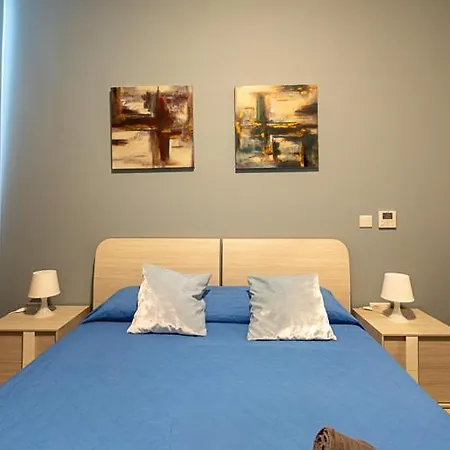 The Sea-bank * مارساسكالا