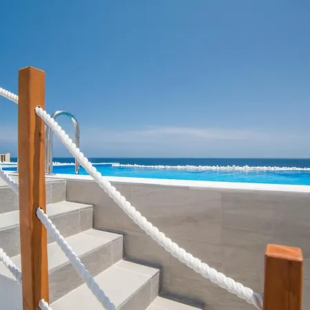 The Sea-bank Apartmán *